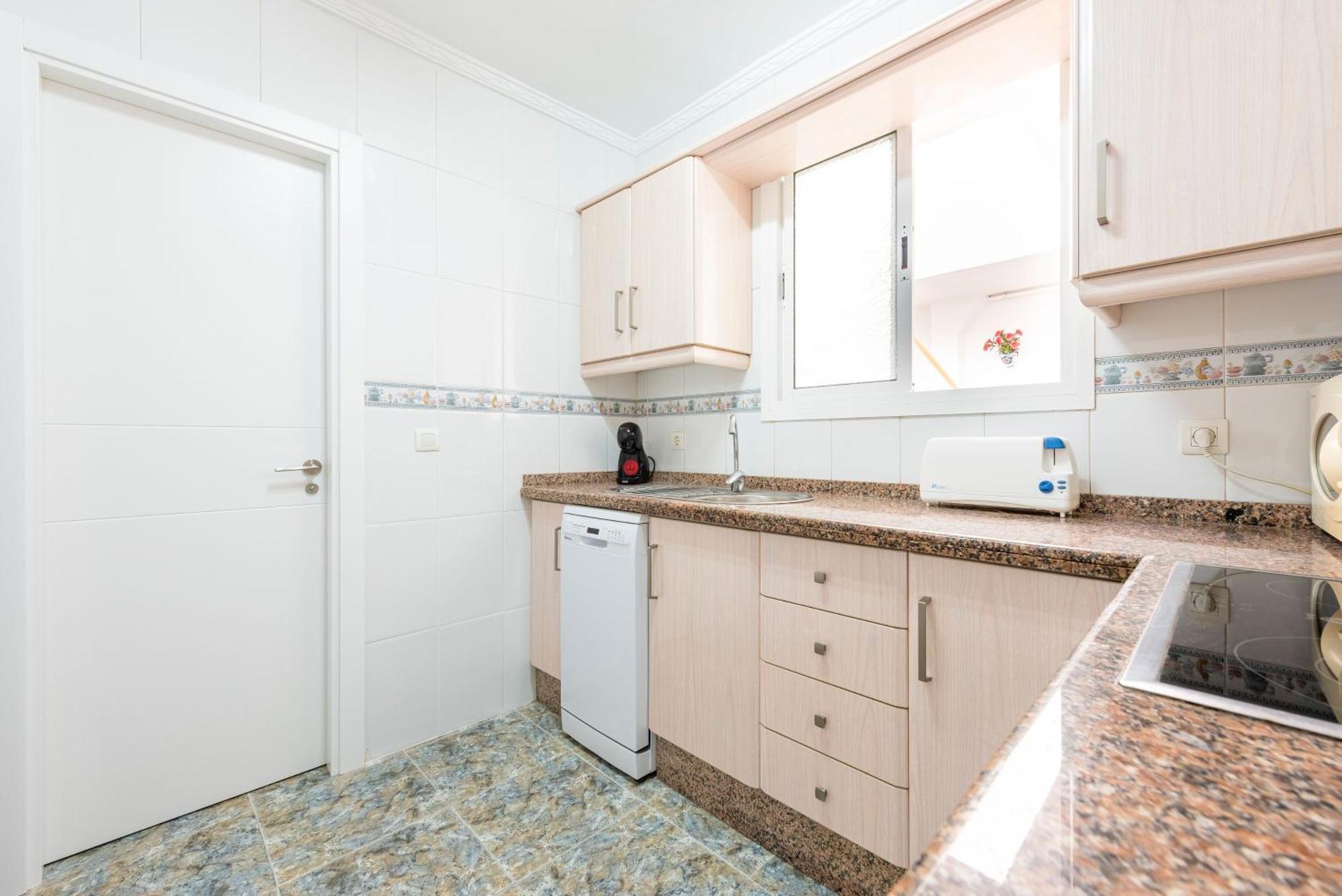 Apartamento Sol Y Playa Nerja Centro Luaran gambar